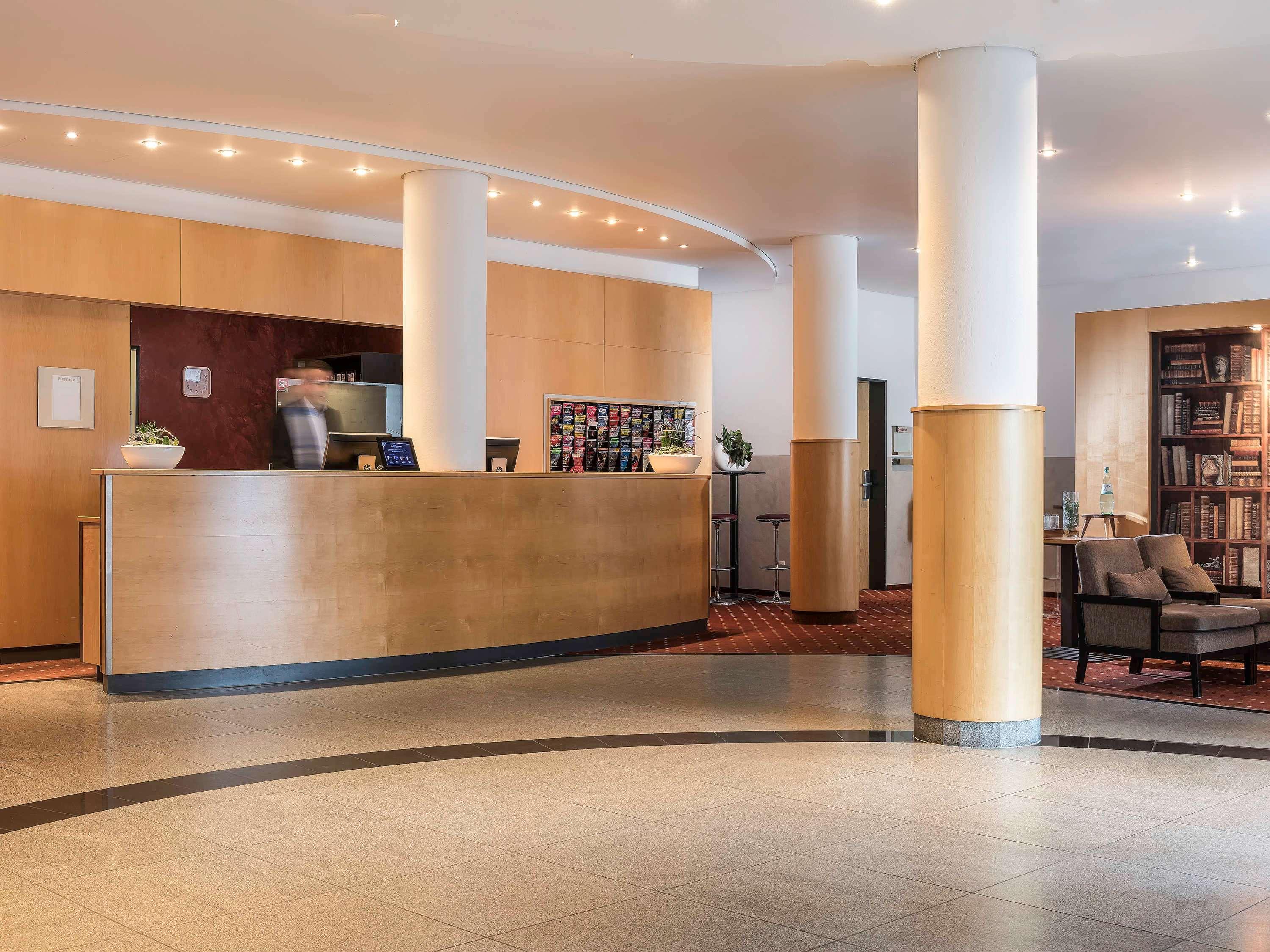 Ibis Styles Berlin Treptow Hotel Exterior foto